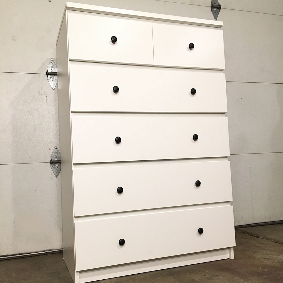 white dresser with black knobs White MALM 6-Drawer Ikea Dresser w/ Black Knobs for Sale in San Jose, CA