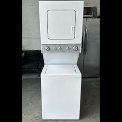 WASH£R And DR¥ER STACKABLE 24” (FREE DELIVERY & INSTALLATION) 2 Months Warranty 