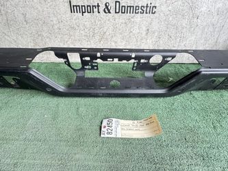 2023 - 2024 CHEVROLET SILVERADO 2500 ZR2 BISON REAR BUMPER OEM w/sensorhole