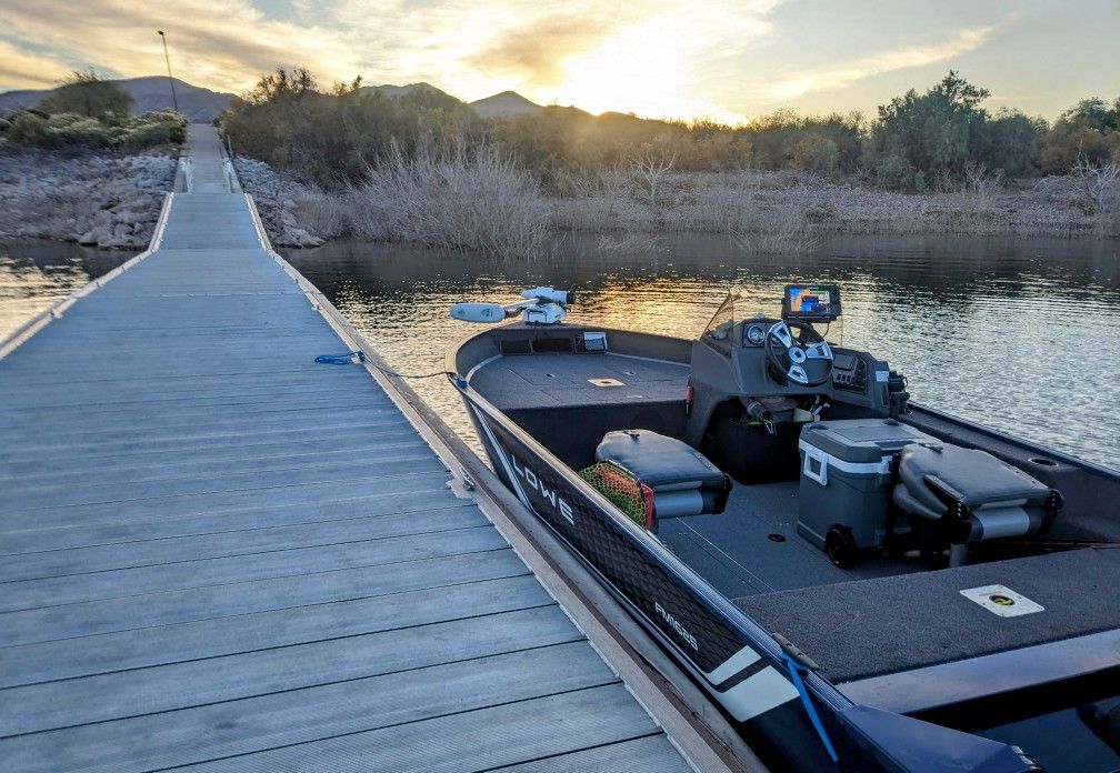 2024 LOWE FM 1625 sc