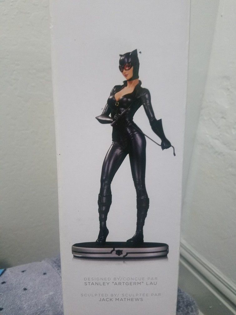 DC Collectables Cat Women Statue Limited Edition 2477 Of 5200