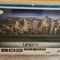 Samsung 55in 4k UHD With Vizio Sound Bar And Sub