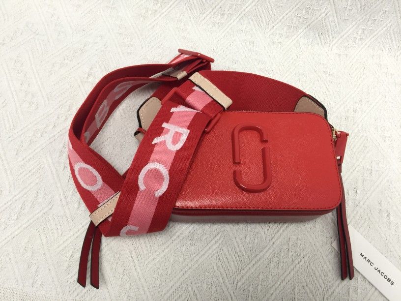 Marc Jacobs Snapshot Crossbody Bag Sandcastle Red Multi