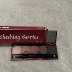 Blushing Berries Eyeshadow Palette 