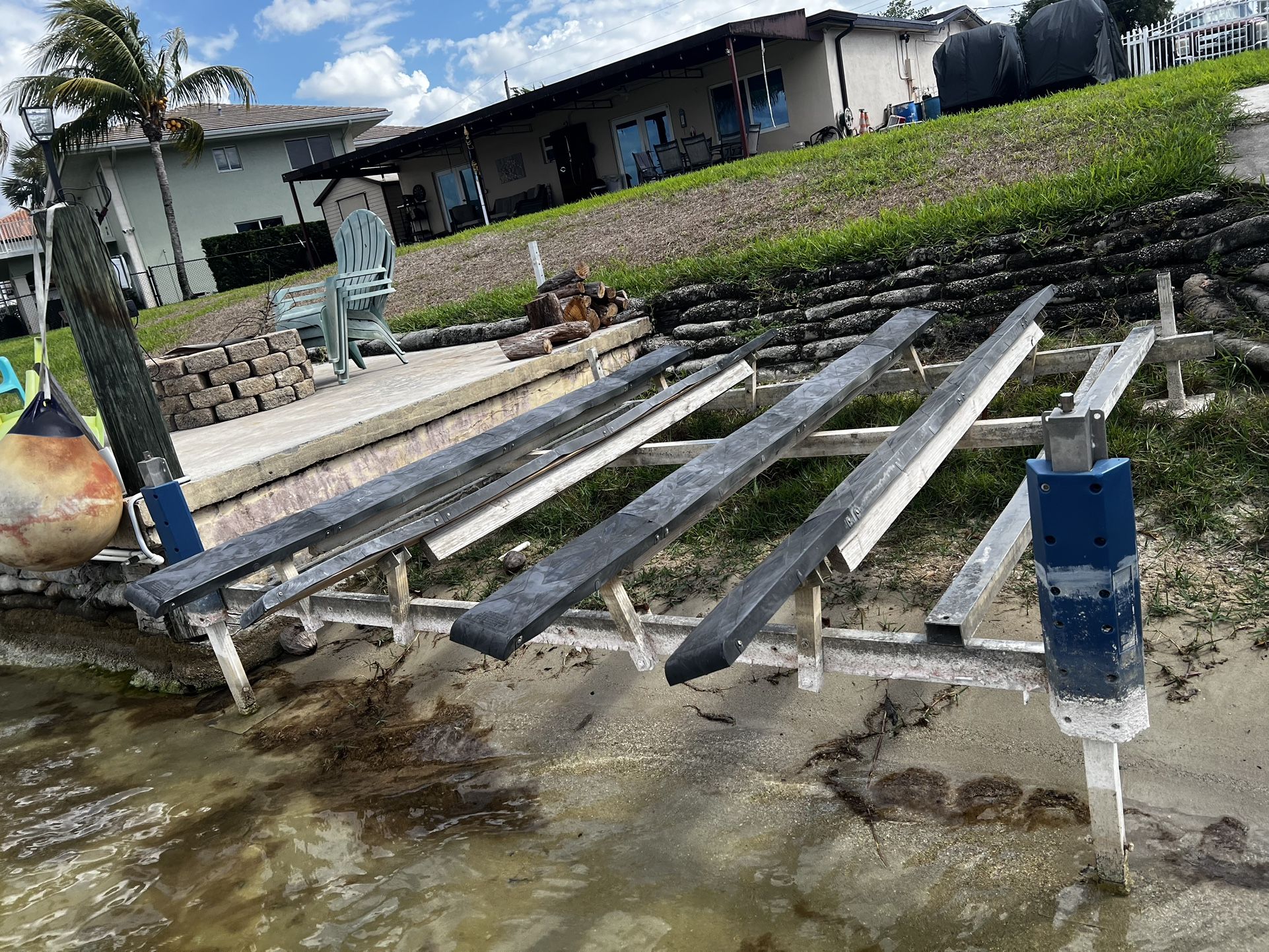 Watercraft jet ski lift