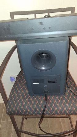 JBL  SOUNDBAR. 2.1.