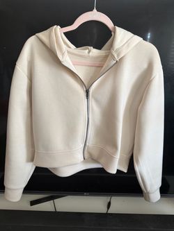 Cream Cropped Zip-Up Hoodie