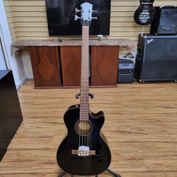 Fender Acoustic Bass