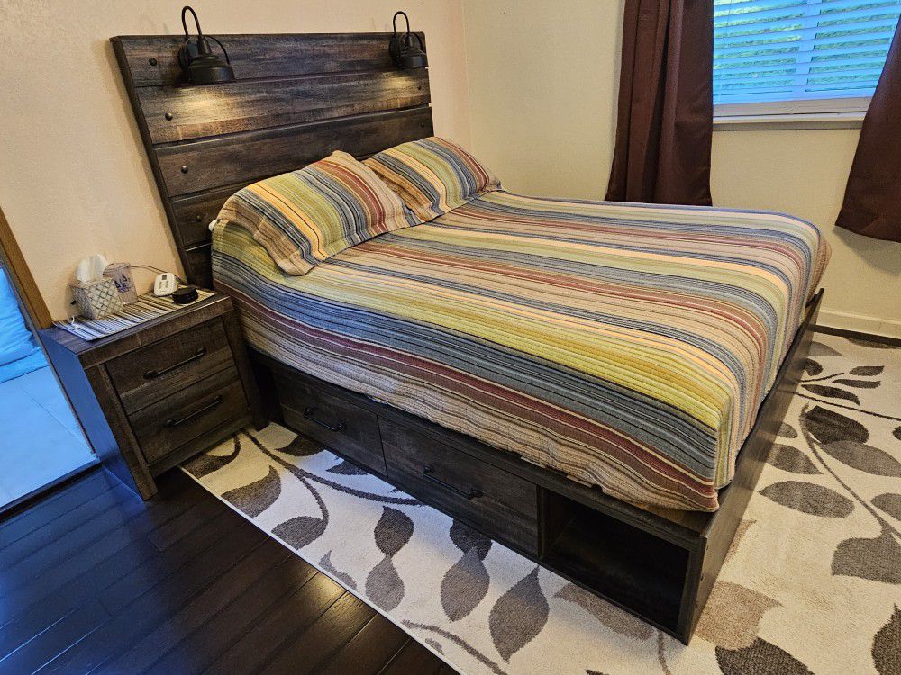 QUEEN BED WITH STORAGE AND NIGHTSTAND