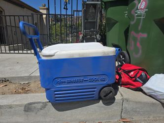 Igloo Wheelie Cool 42 Rolling Cooler