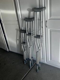 Aluminum Crutches