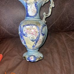 Beautiful, Beautiful Unique Vintage Majolica Pitcher