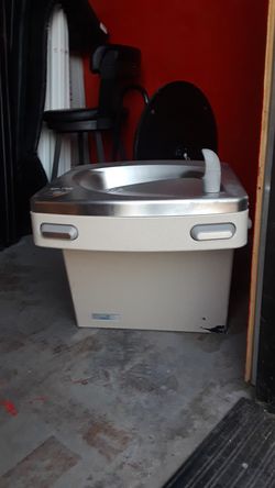 Oasis water fountain new