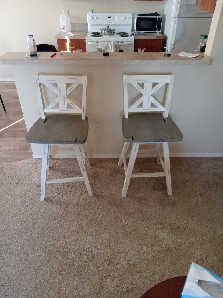 Counter Height Chairs