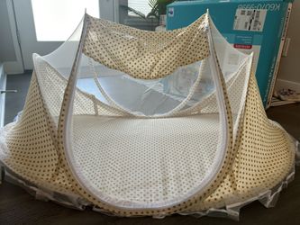 Sleeping net bed for baby - never used