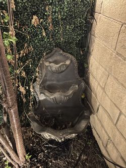 Hanging Wall Water Feature
