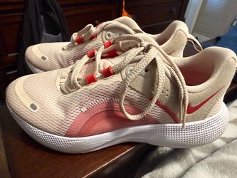 Girls Nike shoes