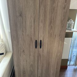 Wood Grain Wardrobe Storage Cabinet with Doors and Drawer