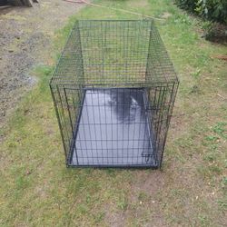Dog/Pet Cratel w/ Removable Tray & Divider 