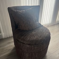 Brown Cushioned Storage Seat