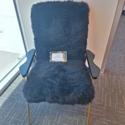 Sprint Sheepskin Armchair

