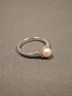 Lafonn June Birthstone pearl ring