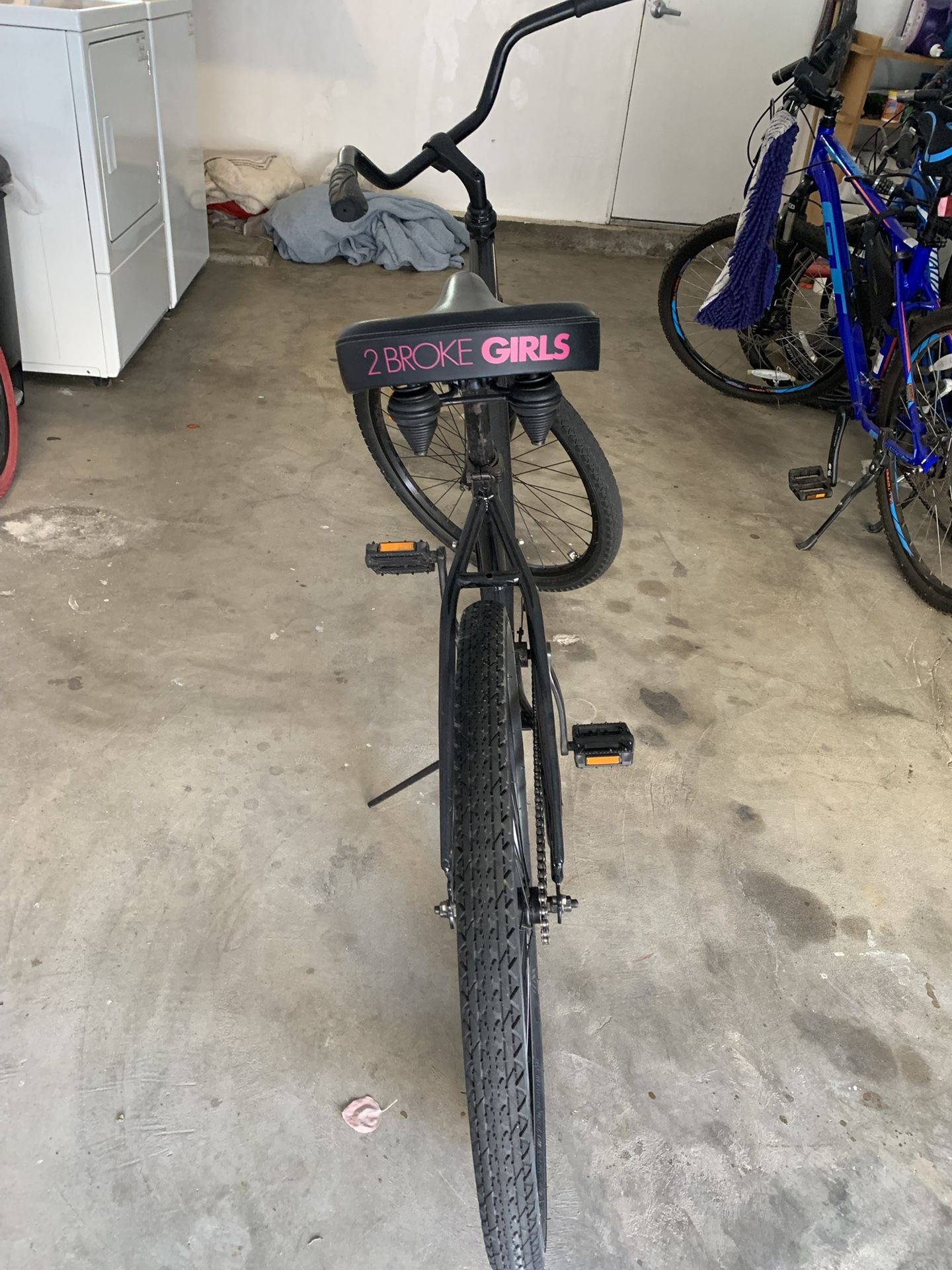 Custom Beach Cruiser (2 Broke Girls Tv Show)
