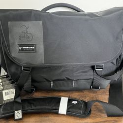 Timbuk2 Stork Messenger Diaper Bag With Changing Pad NWT for