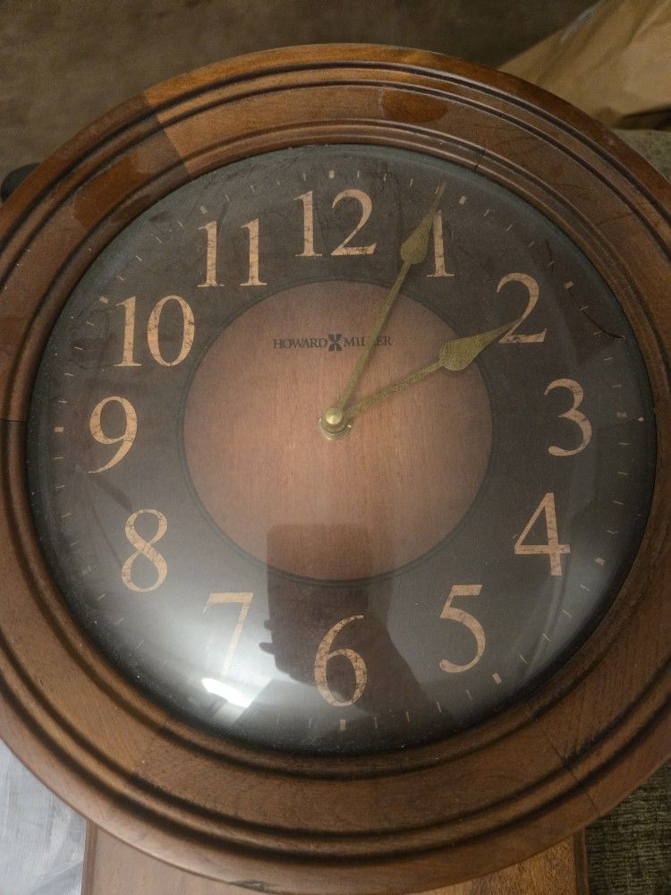 Howard Miller clock