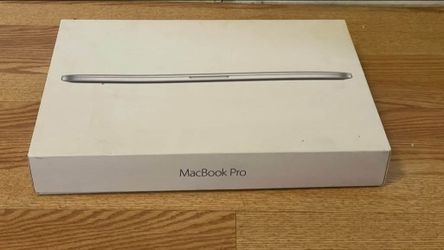 Apple MacBook Pro 2.5Ghz Core i7 15.4”Retina 16GB/512GB