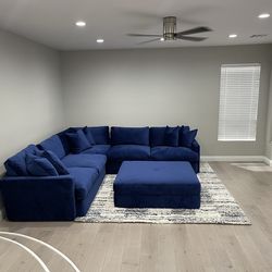 Living Spaces Large Sectional Couch