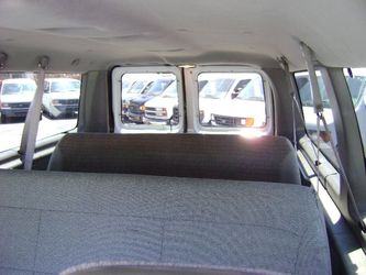 2001 Ford E-150