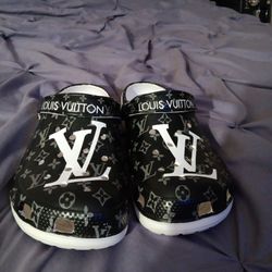 Louis Vuitton Crocs