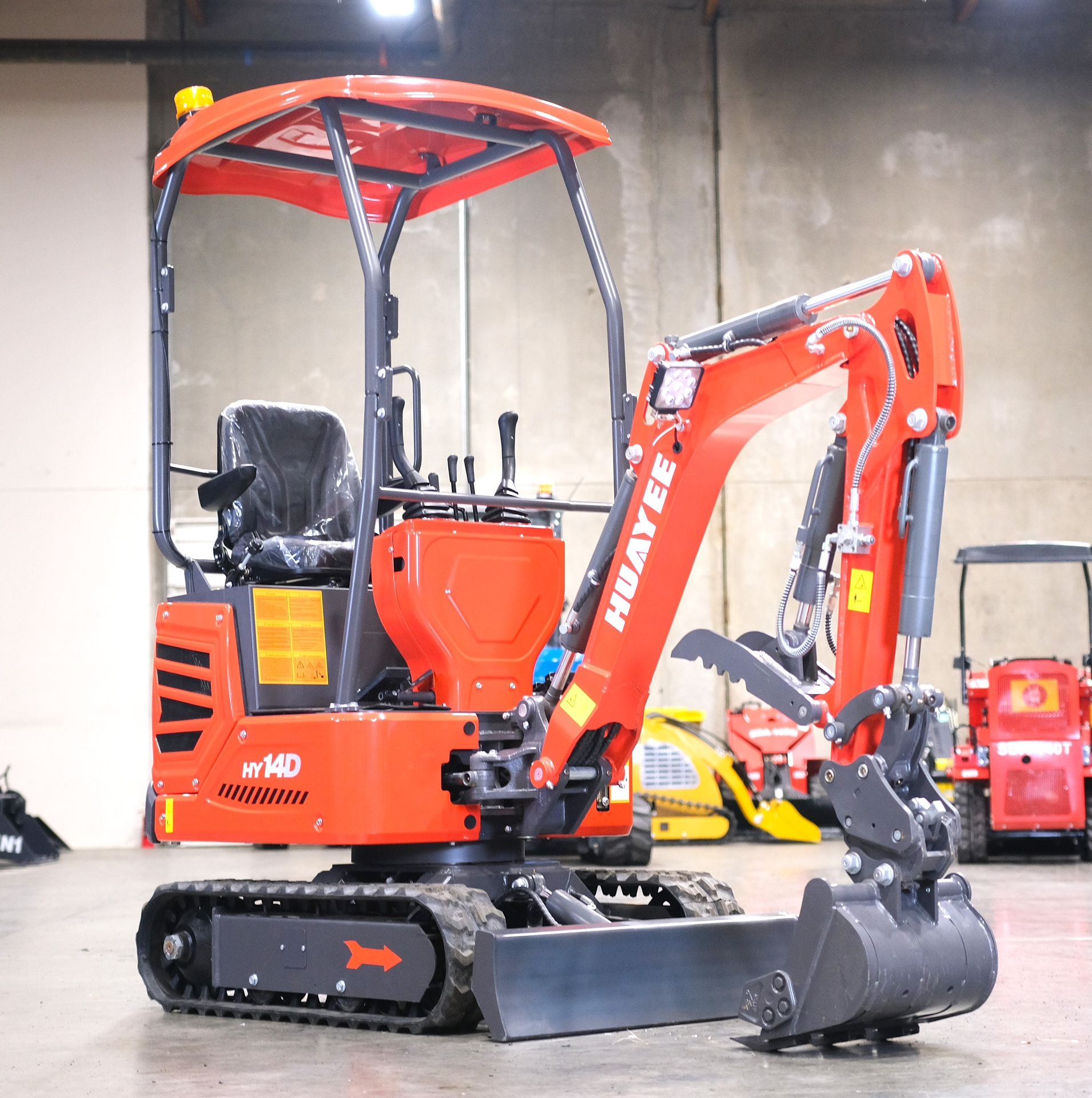 NEW | Huayee HY14D Mini Excavator • 14HP Gas • Thumb Included