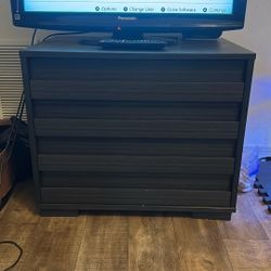Night Stand Like New