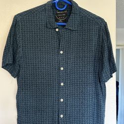 Mens blue casual button up size small loose shirt 