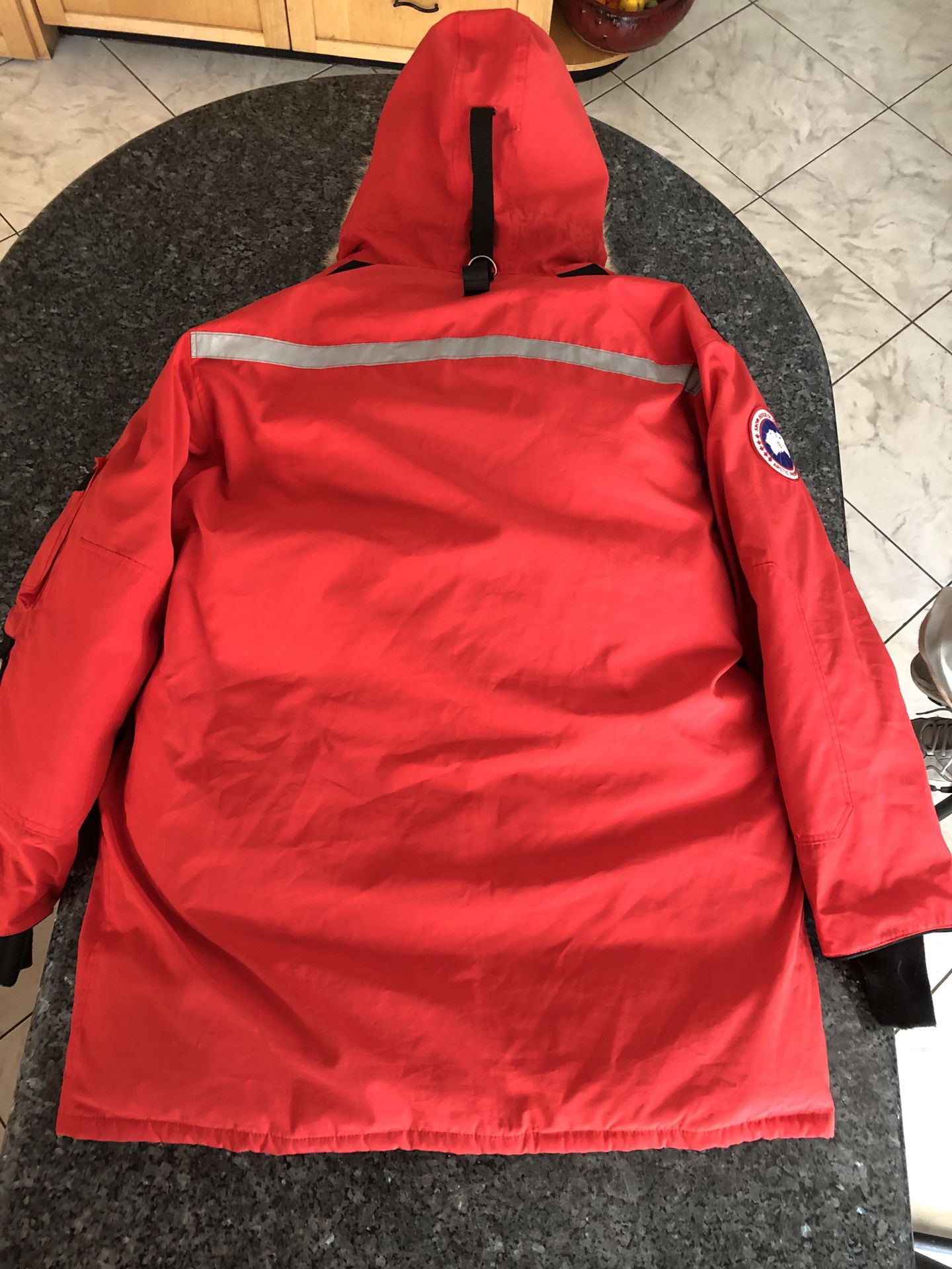 Canada Goose Authentic Kids Jacket for Sale in West Bloomfield Township, MI  - OfferUp