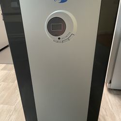 14,000 BTU air conditioner floor model