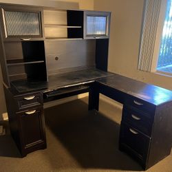Hutch Computer Desk