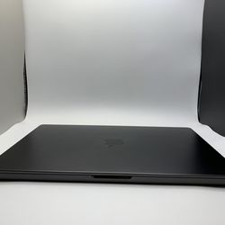 MacBook Pro 16" - M3 Pro - 18GB - 512 GB - Space Black - LIKE NEW
