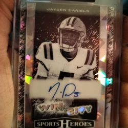 Jayden Daniels Leaf Auto