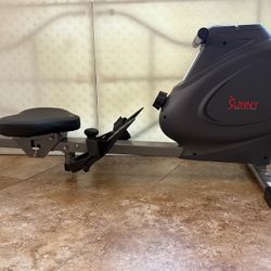 Sunny Rowing Machine