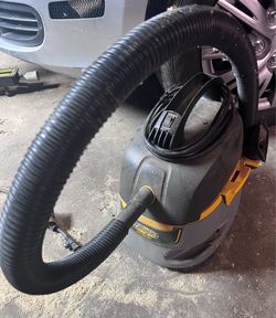 2.5 Gallon Small Shop Vaccum