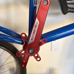 Bombshell Square JIS Taper Bottom Bracket 150mm Cranks