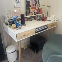 DESK FOR $60!!! WAS $180!! 