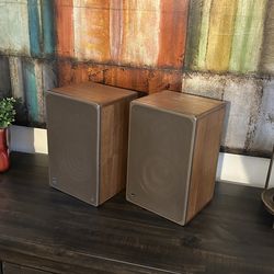 Ads L400 bookshelf speakers