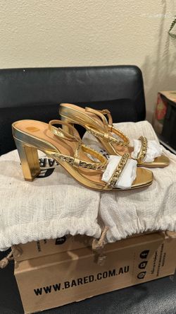 WOMENS BARED FOOTWEAR SIZE EU 39 USA 8-81/2 BRAND NEW