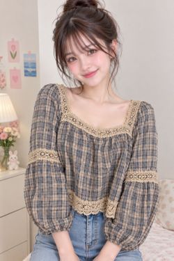 Women's top size:m