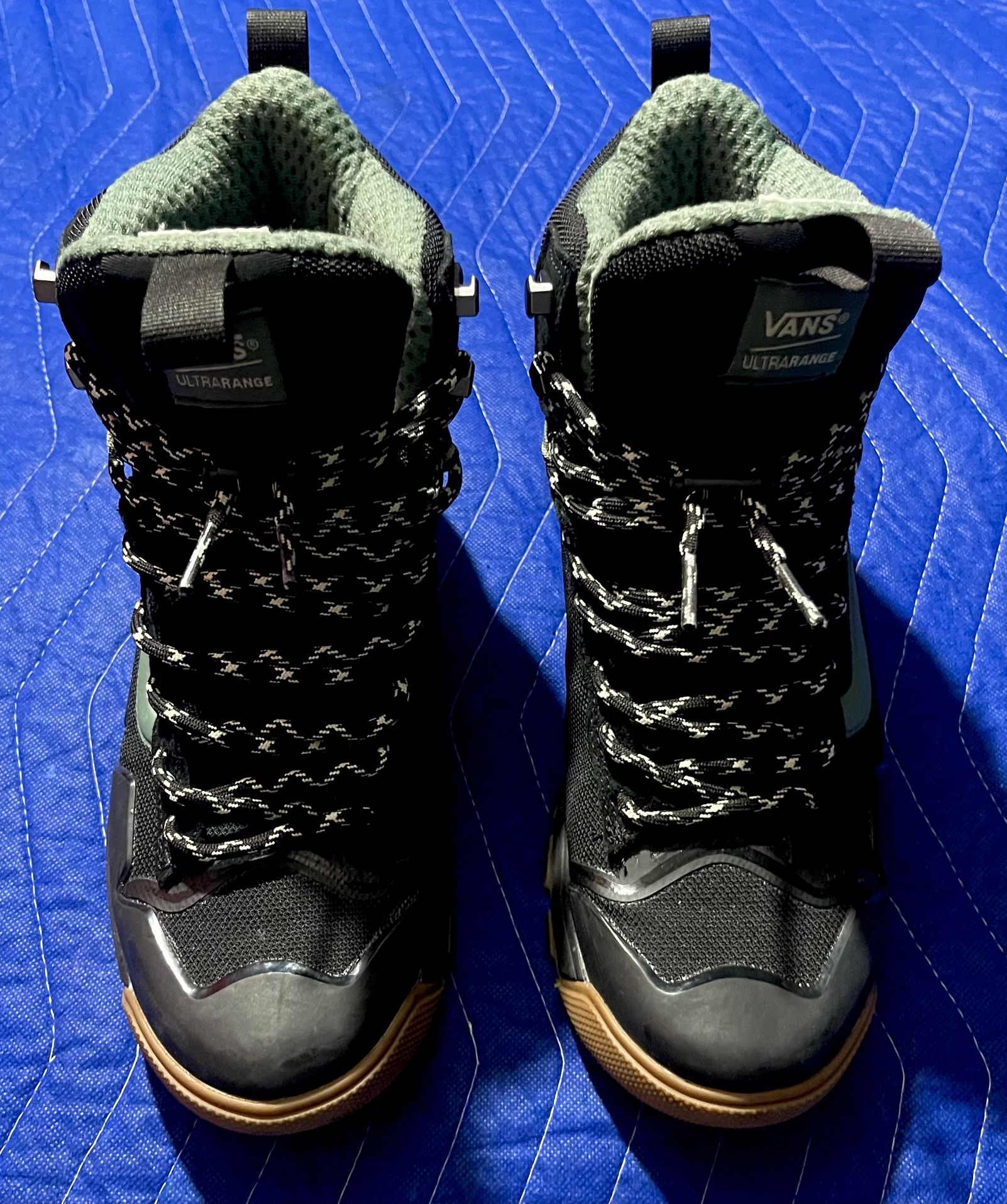 VANS Ultrarange Exo Hi Gore-Tex MTE - Size 8.5