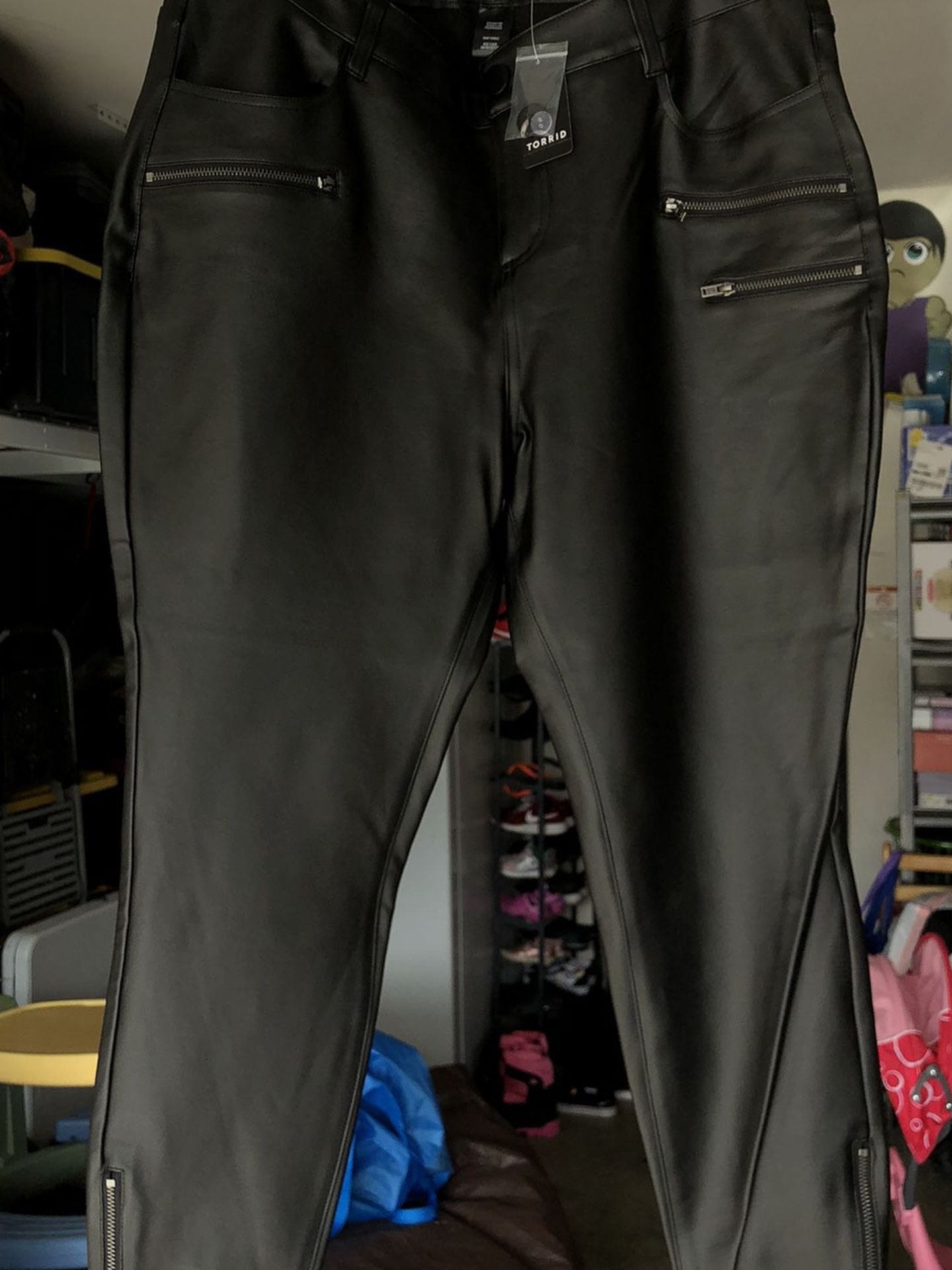 Torrid Leggings Size 16